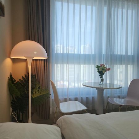Daegu Star B&B Dsr Hotel Lily Guestroom Экстерьер фото