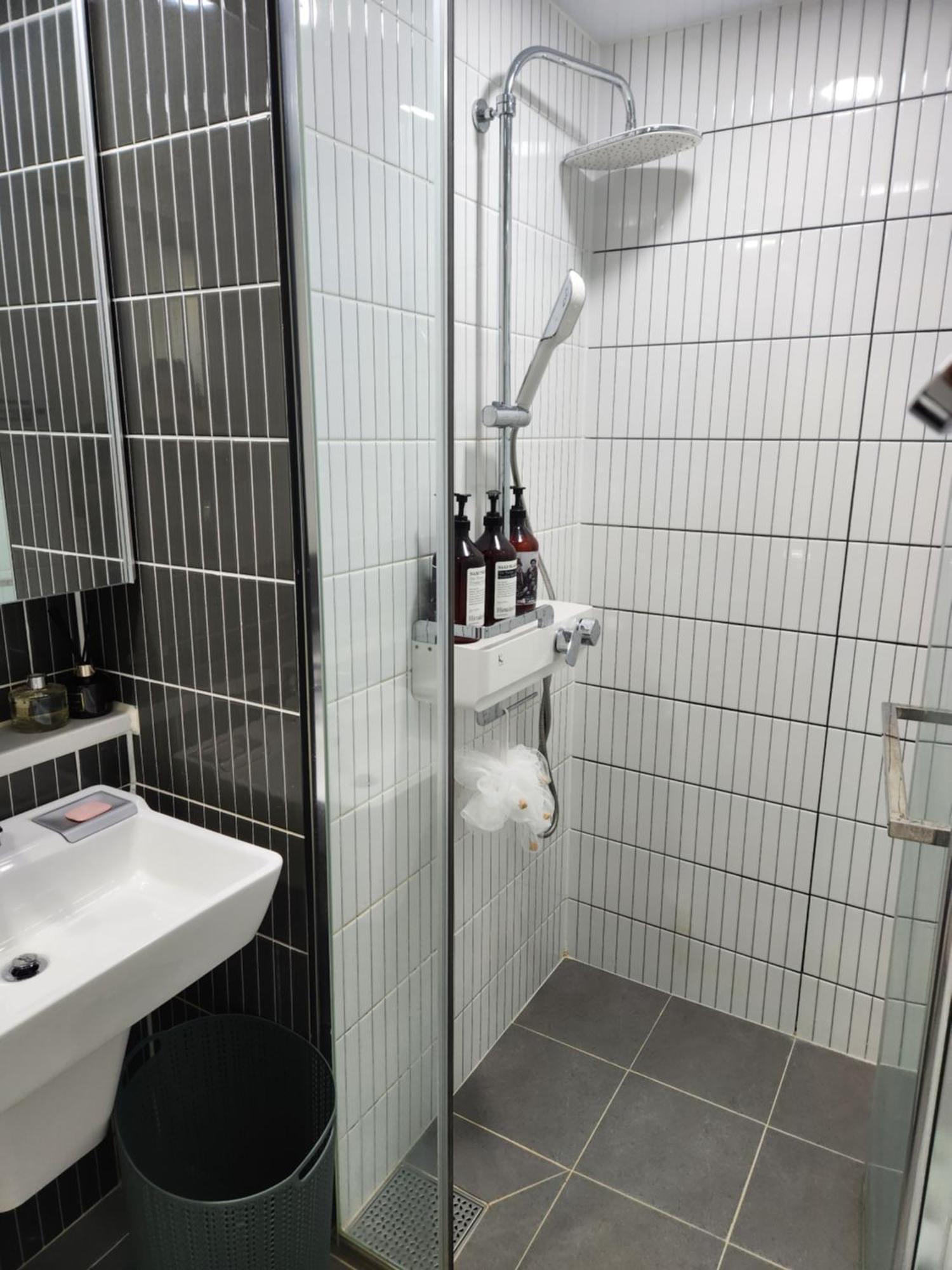 Daegu Star B&B Dsr Hotel Lily Guestroom Номер фото