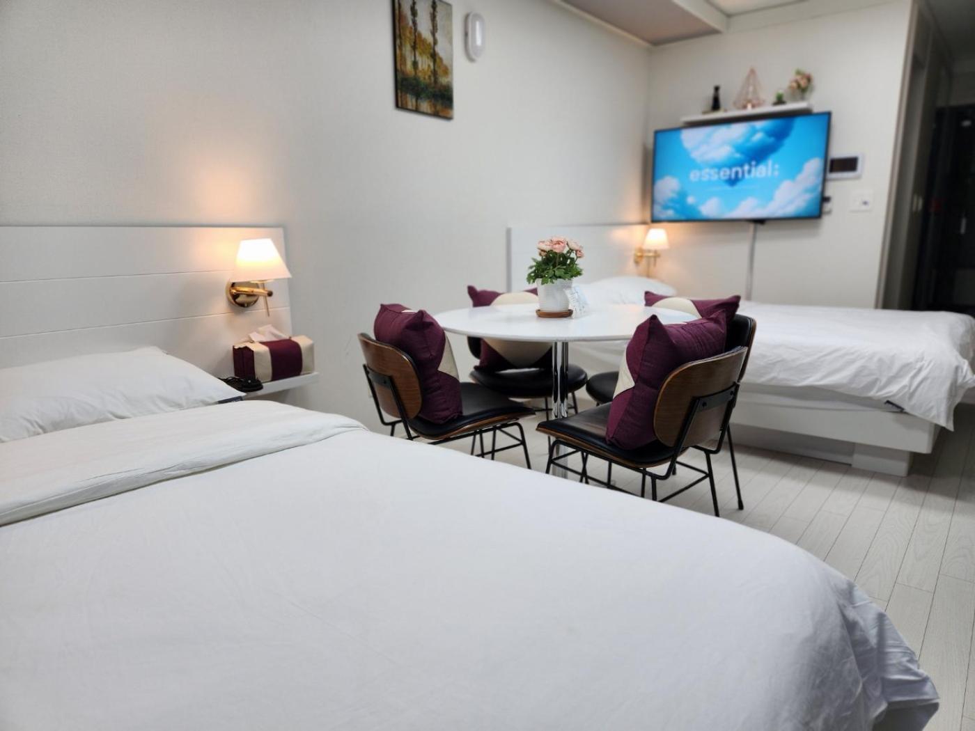 Daegu Star B&B Dsr Hotel Lily Guestroom Экстерьер фото
