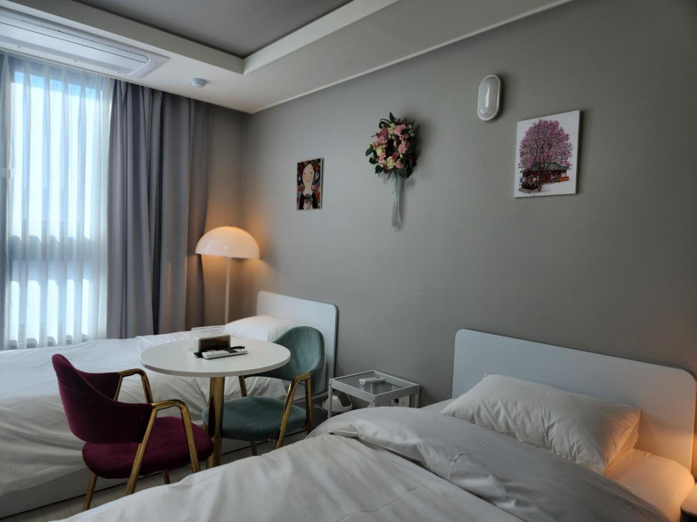 Daegu Star B&B Dsr Hotel Lily Guestroom Экстерьер фото
