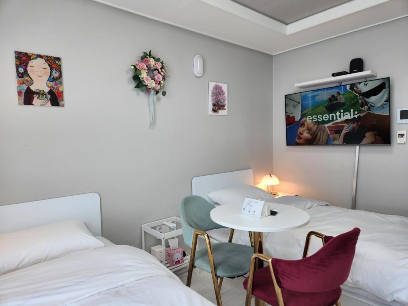Daegu Star B&B Dsr Hotel Lily Guestroom Экстерьер фото