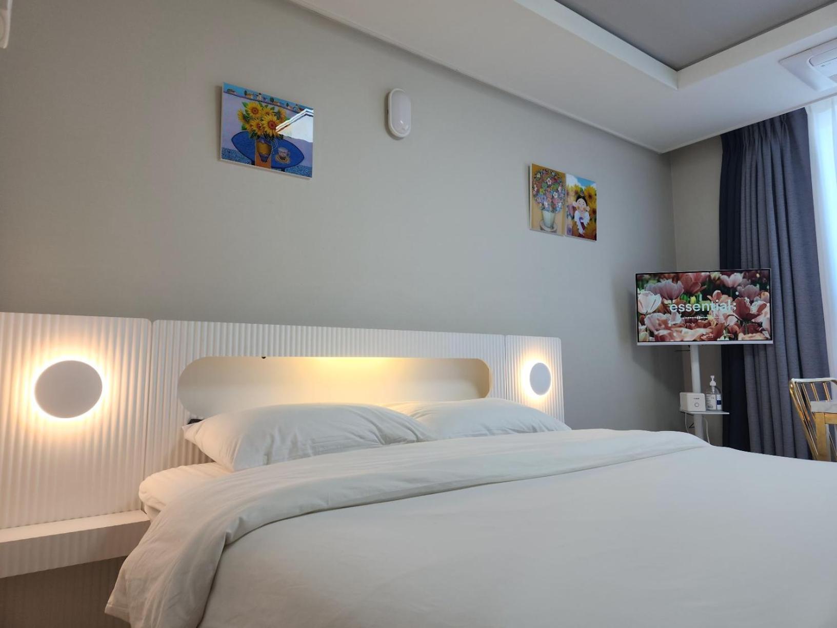 Daegu Star B&B Dsr Hotel Lily Guestroom Экстерьер фото
